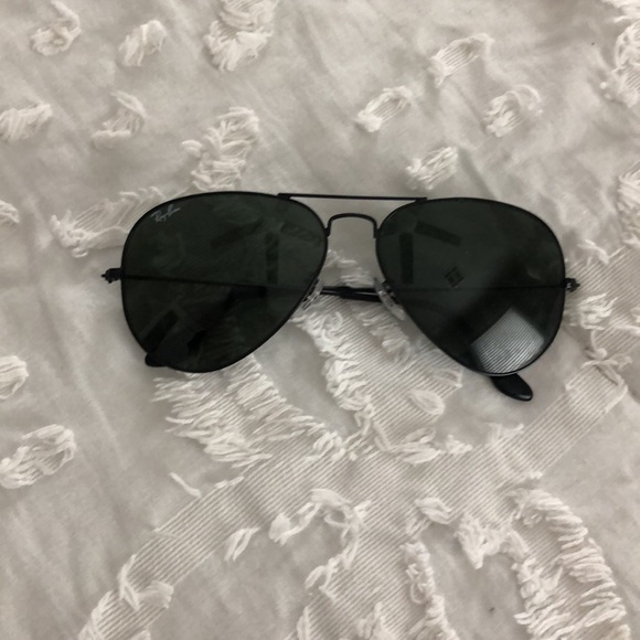 Ray Ban black women’s aviators main image 4